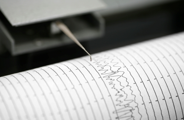seismic-graph-182503559-joe.jpg